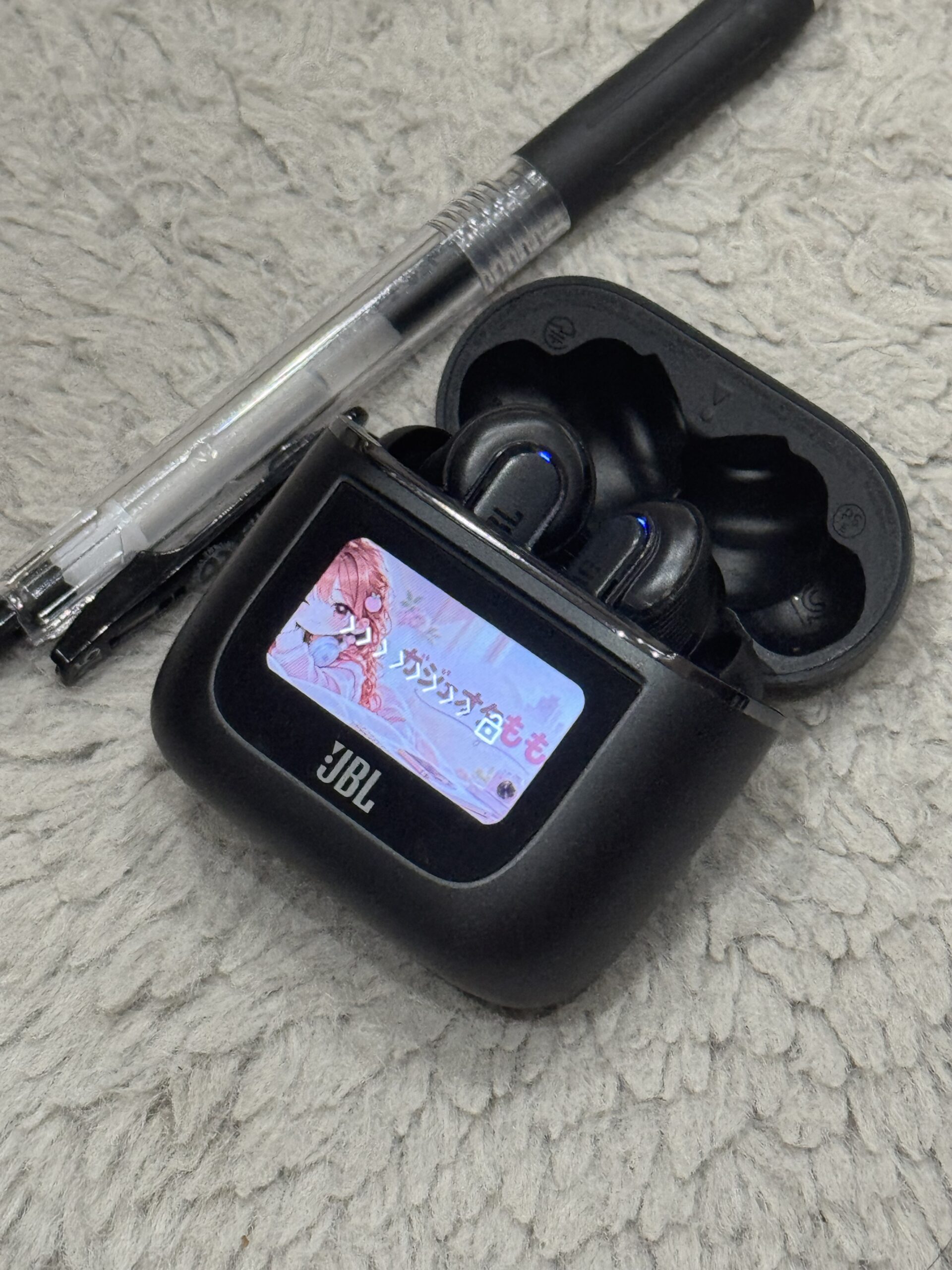 JBL TOUR PRO 2 実機写真